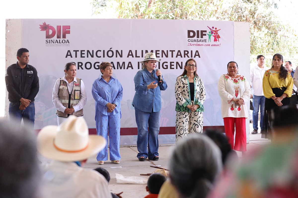 El Gobierno Municipal de Guasave y DIF Sinaloa entregan apoyos alimentarios a familias de Los Ángeles del Triunfo