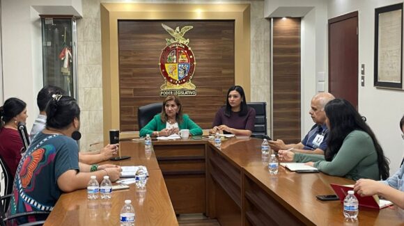 Diputada Teresa Guerra y periodistas acuerdan trabajar en conjunto en iniciativas sobre violencia digital y política