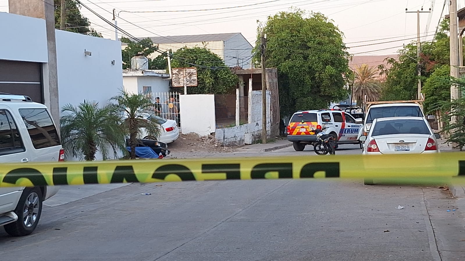 Ejecutan a balazos a dos jóvenes en la colonia 10 de Mayo de Culiacán
