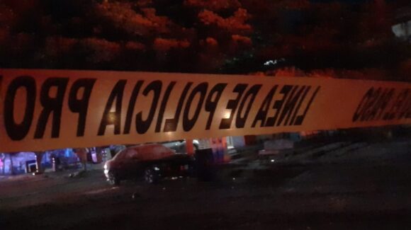 Ejecutan a balazos a joven en el fraccionamiento Urbi Villas del Prado en Culiacán