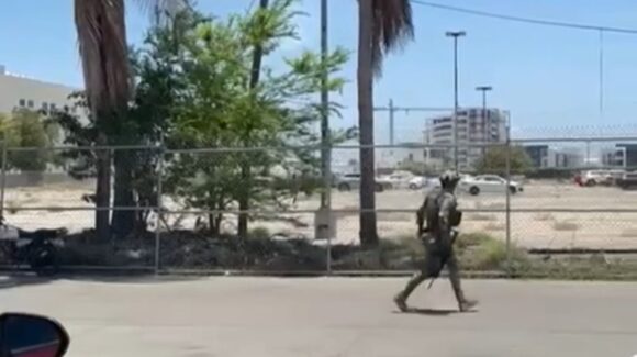 Elementos de la Marina protagonizan persecución de un sujeto en Mazatlán; no fue detenido