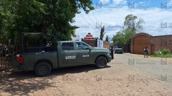 Junto al río Tamazula del Barrio encuentran encobijado a un hombre en Culiacán