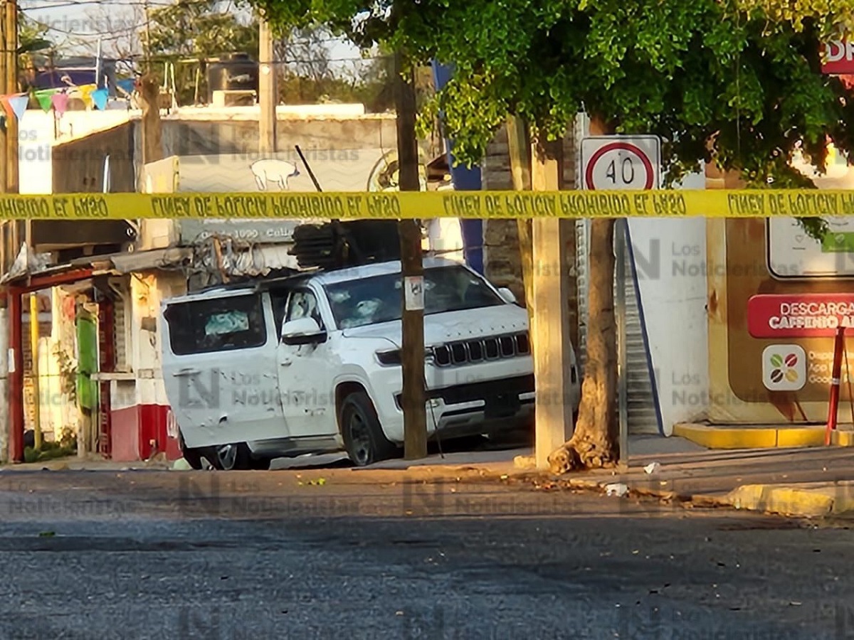 ¡Hay una blindada asegurada! Enfrentamiento a balazos entre civiles deja dos muertos en Tierra Blanca, Culiacán