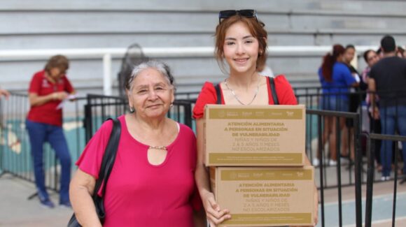Entrega en Mazatlán más de mil despensas a 585 familias vulnerables de la zona urbana