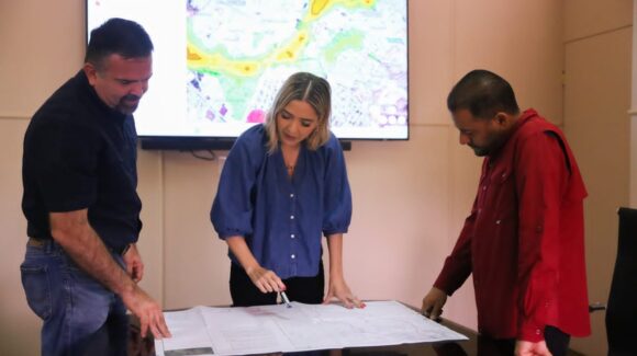 Estrella Palacios encabeza mesa técnica ante pronóstico de lluvias en Mazatlán