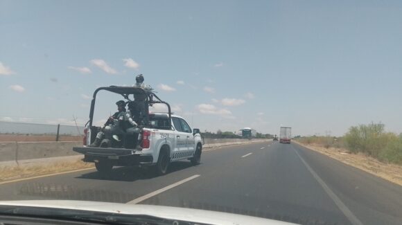 Denuncian productores agrícolas supuesto cobro de ‘peaje’ por parte de la Guardia Nacional de Guasave a Los Mochis