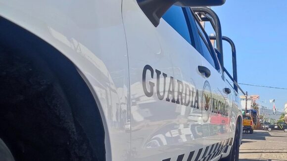 Se registra Incendio de camión por falla mecánica en la carretera Mazatlán-Culiacán
