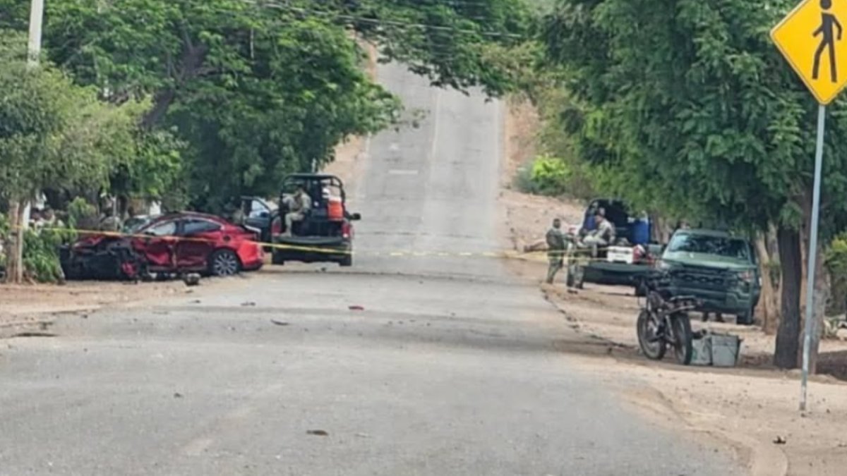 Hombre es asesinado a balazos dentro de su vehículo en la comunidad Emiliano Zapata, Elota