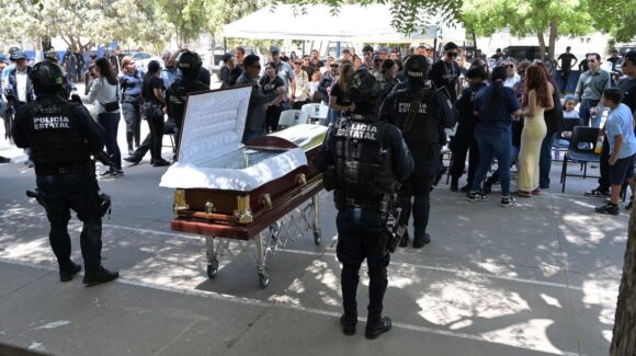 Con homenaje, recuerdan a Rafael Valenzuela Villela, policía estatal asesinado en Navolato