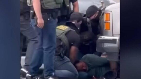 Sheinbaum reacciona a la brutal detención de un migrante mexicano; agradece el monólogo de Diego Luna
