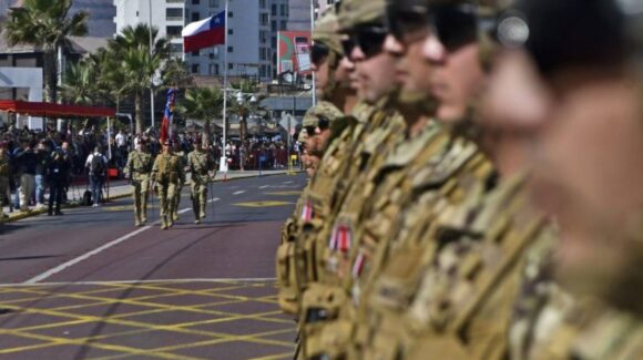 Narcotráfico infiltra al Ejército de Chile: detienen a 6 suboficiales con 161 kilos de cocaína
