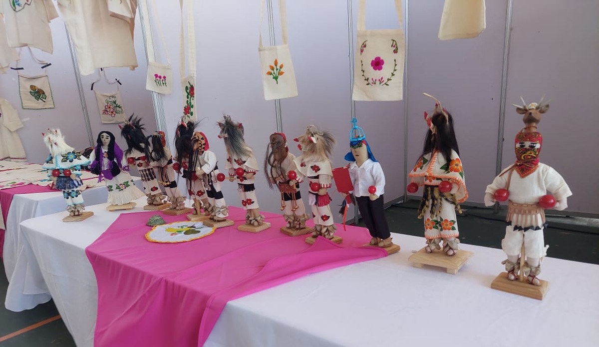 Inicia Primera Expo Artesanal Mujer Indígena en Los Mochis