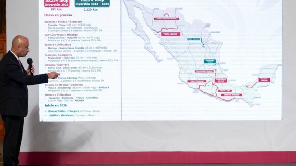 ¿De cuánto es la inversión de la carretera San Ignacio – Tayoltita, a concluir el próximo mes?