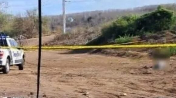 Localizan sin vida a joven cerca de camioneta chocada en El Quelite, Mazatlán