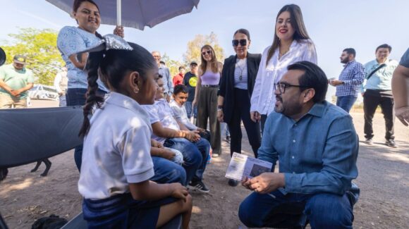 Este puente y estas viviendas mejorarán la calidad de vida en Higueras de Abuya: Gámez Mendívil 