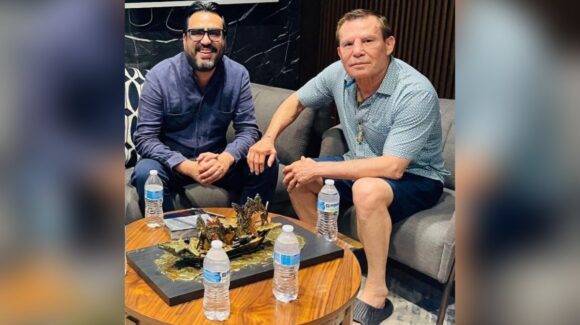 JC Chávez y el alcalde Juan de Dios Gámez se reúnen en pro del deporte