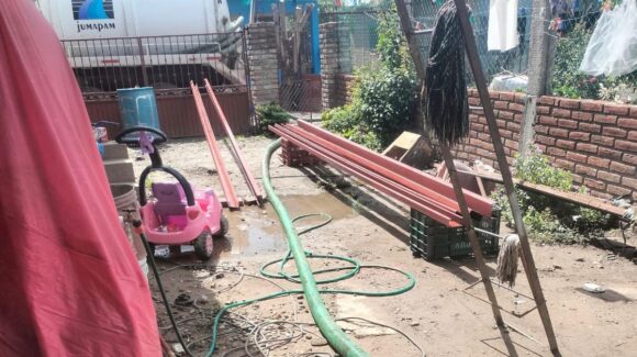 Jumapam desazolva fosas sépticas en El Guayabo en atención a la comunidad