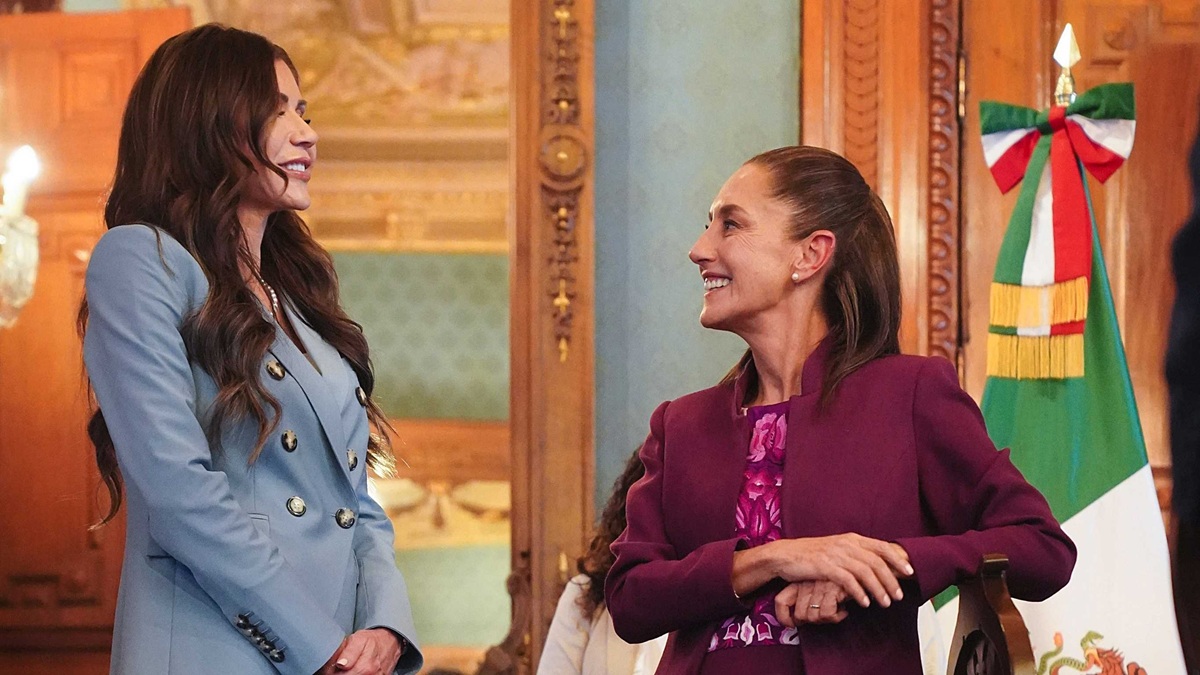 Kristi Noem y Claudia Sheinbaum