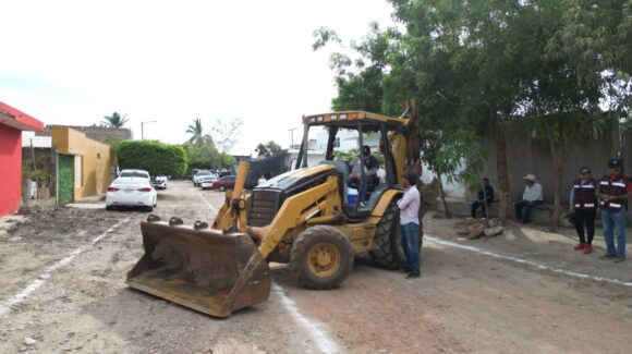 Con 1.33 MDP, llega una pavimentación más a la Libertad de Expresión, en Mazatlán