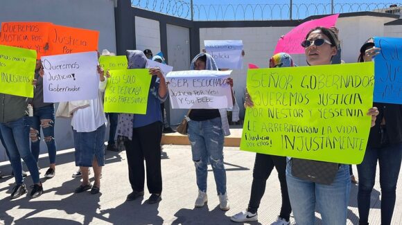 ¡Queremos justicia! Se manifiestan en Guasave por Néstor y Yessenia, asesinados presuntamente por la GN