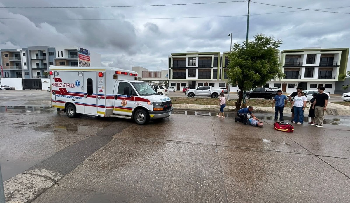 Motociclista lesionado al derrapar en Mazatlán