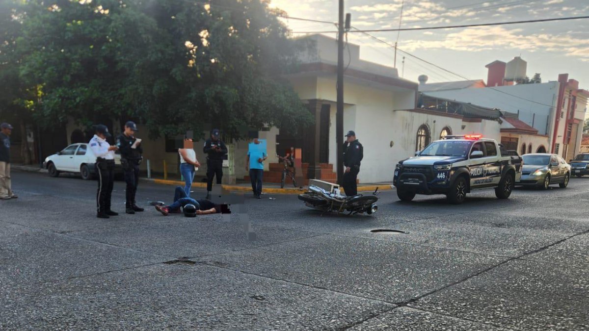 Atropellan a joven motociclista en el Centro de Guasave
