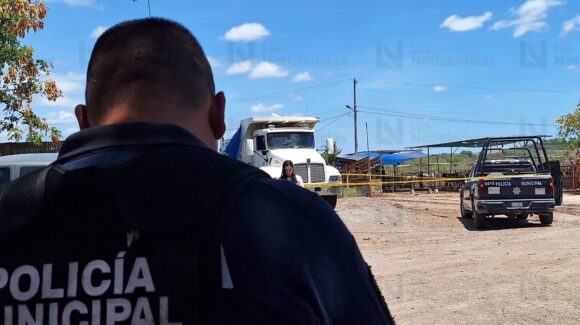 Muere propietario de rancho ganadero en accidente de trabajo en Culiacán; le cae caja de góndola