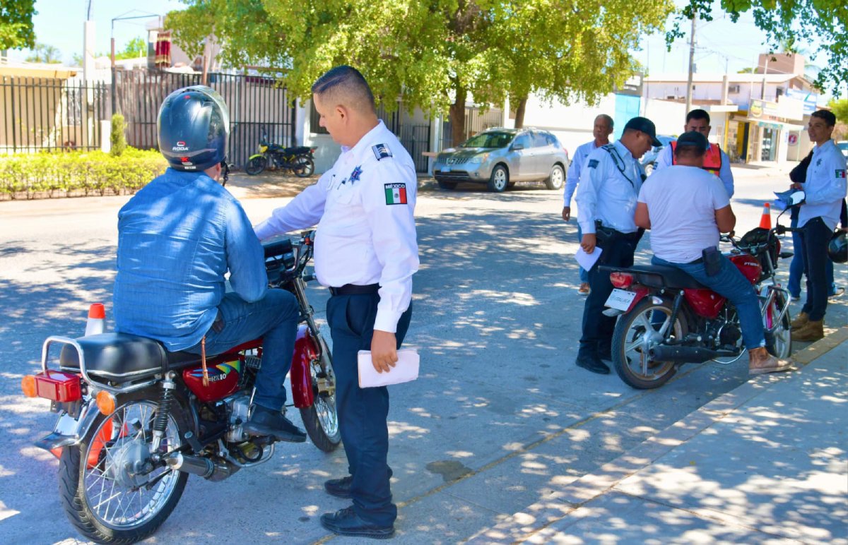 operativo de concientización dirigido a motociclistas “Cuida tu vida, usa tu casco”
