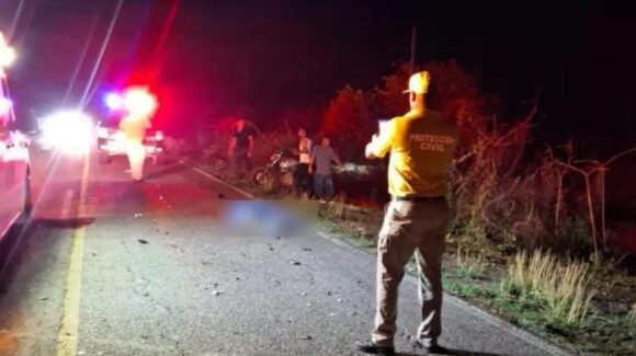 Padre e hijo pierden la vida tras chocar su motocicleta en Rosario