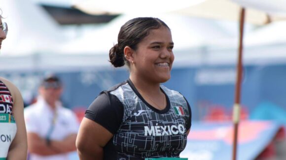 ¡Récord de América! Pauleth Mejía gana segunda medalla en Grand Prix París 2025