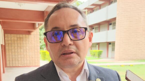 “Se mantiene presencialidad en planteles de la UAdeO; hechos de inseguridad en Sinaloa no han trastocado clases”: rector