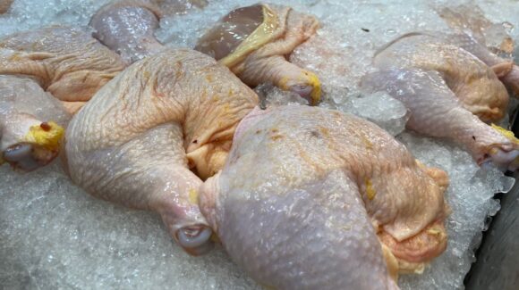 ¡En menos de dos meses! En Mazatlán se espera un incremento en el precio del pollo