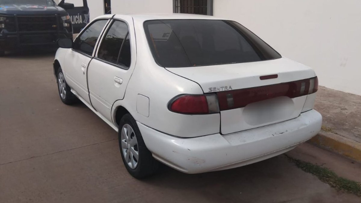 Recuperan carro robado horas antes en Culiacán