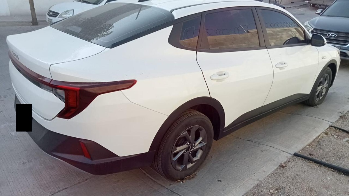 Recuperan en Culiacán vehículo robado en Sonora