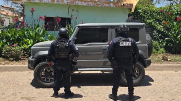 En la 6 de Enero de Culiacán, recuperan una Jimny con reporte de robo