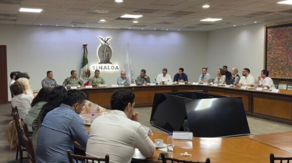Se reúnen Gobierno y empresarios en Sinaloa; reafirman estrategia para fortalecer la economía