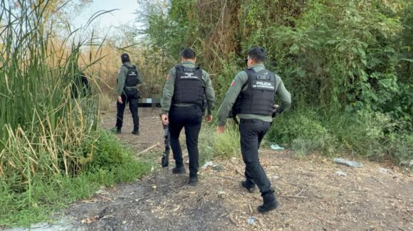 Localiza Sabuesos Guerreras el cuerpo de una mujer sin vida al norte de Culiacán
