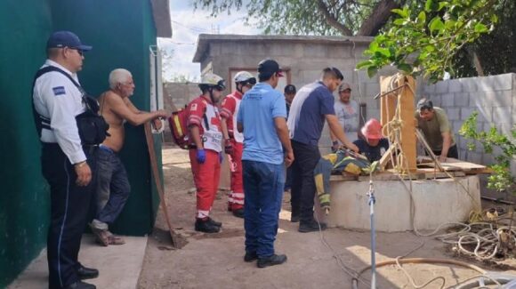 Adulto mayor se fractura una pierna al caer en una noria de 15 metros de profundidad en Estación Vega, El Fuerte