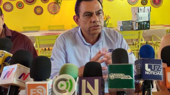 Empiezan los apagones de energía eléctrica en Los Mochis, comerciantes refieren afectaciones