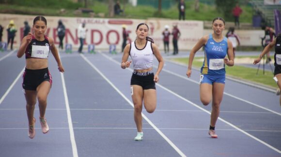 Sinaloa suma cinco medallas en el arranque del atletismo en Olimpiada Nacional 2025