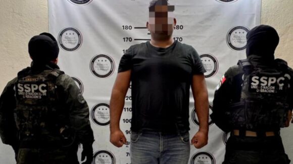 SSyPC detiene a un hombre en una motocicleta con posesión de un arma de fuego