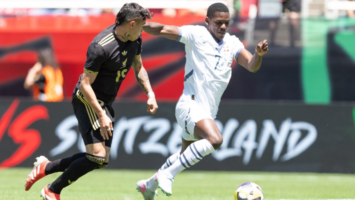 suiza derrota a mexico jugada