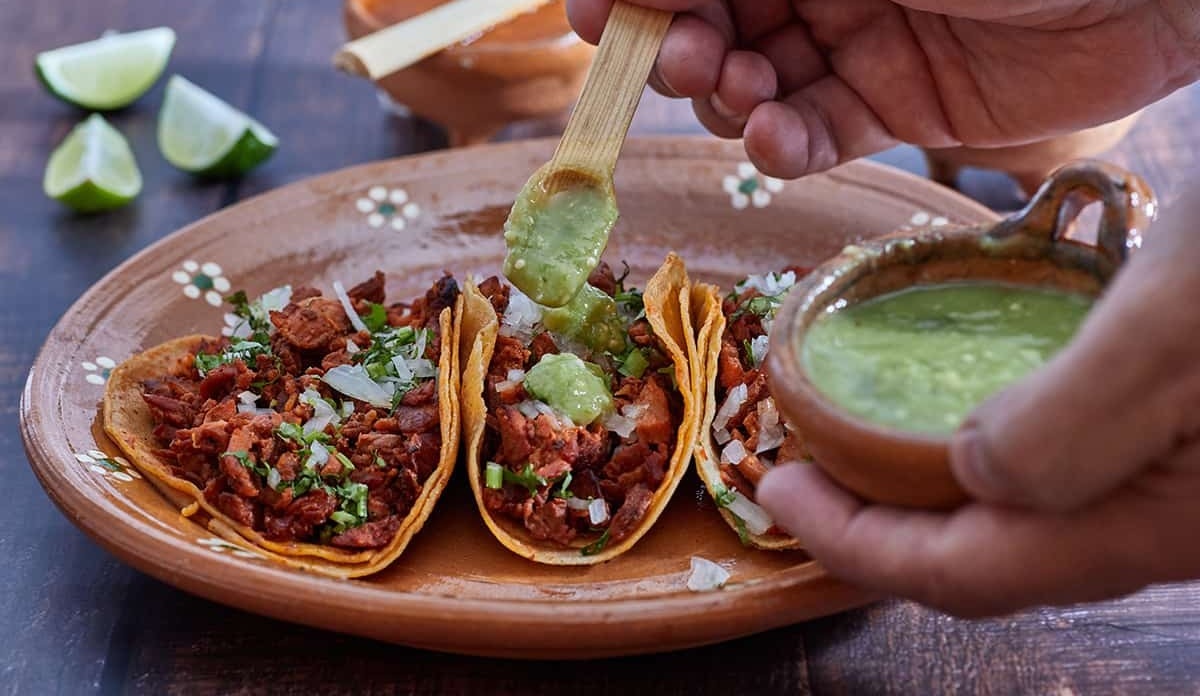 Tacos con salsa