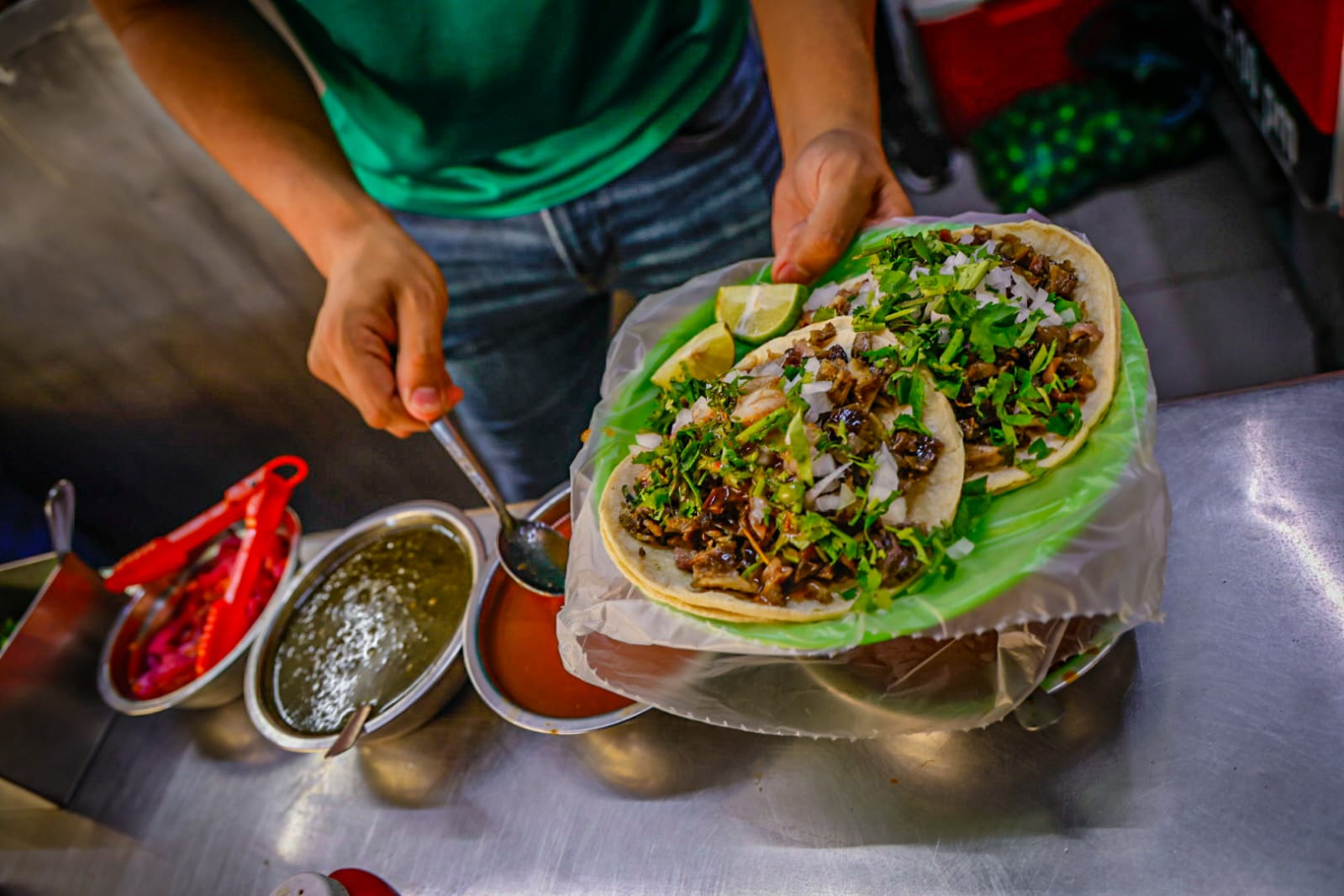“Para bajar avión, tacos El Viejón”; conquistan el paladar de los culiacanenses con tripa, panza, buche y carnitas
