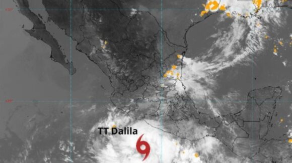 Tormenta tropical “Dalila” provoca lluvias intensas y oleaje elevado en el Pacífico