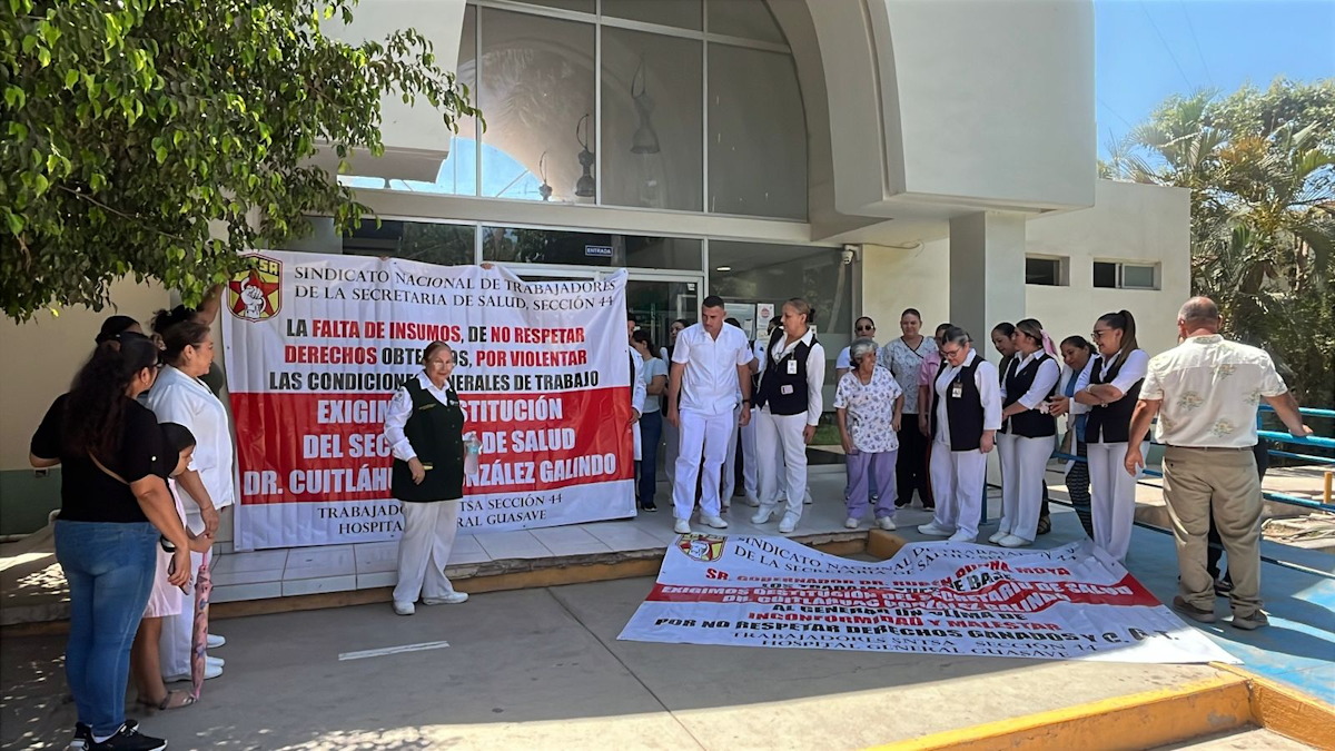 trabajadores de la salud se manifiestan en Guasave