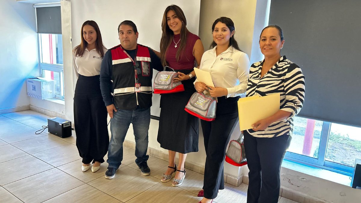 trabajadores del grupo oma en mazatlan sin