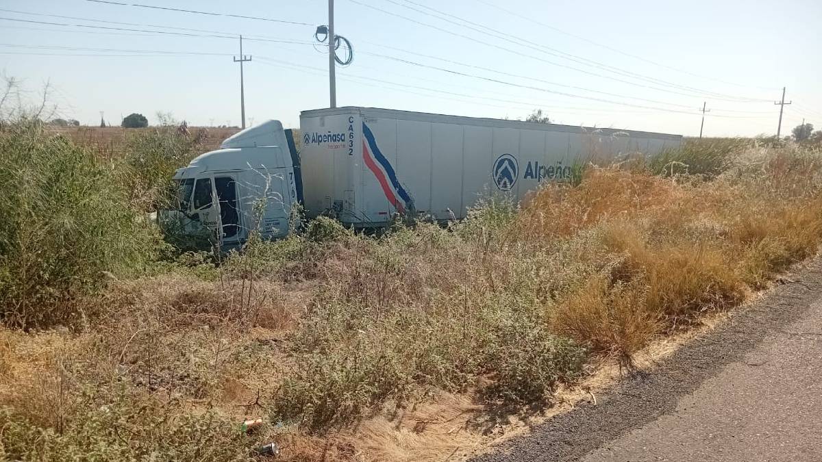 tractocamion accidentado en guasave