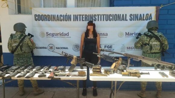 Tras ataque armado contra militares detienen a dos hombres y a una mujer, en Culiacán