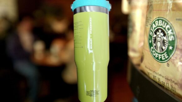 ¿Listo para aumentar tu colección? Nuevo vaso Stanley Verde de Starbucks está próximo a salir